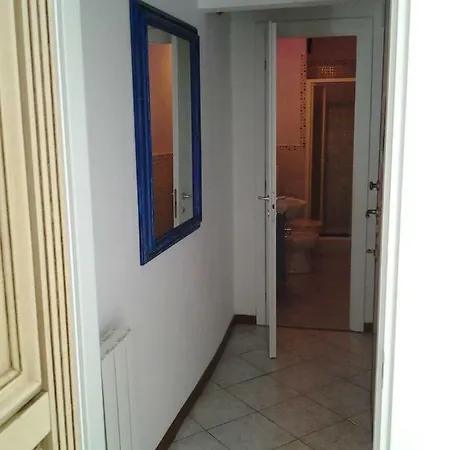Manola דירה וירג'יו